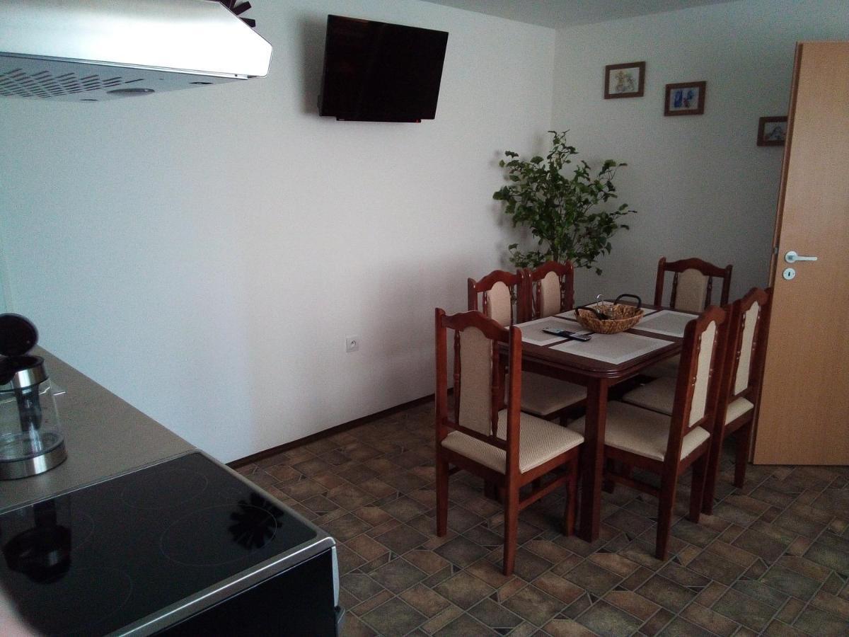 Ubytovanie Na Dedine Chocholna-Velcice ภายนอก รูปภาพ